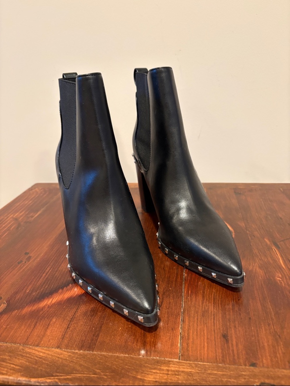 Charles by Charles David Dodger Booties Size 8.5 M - Picture 2 of 14